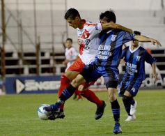 Foto de la galería: Guaraní, líder de la Zona 7 del Regional Amateur