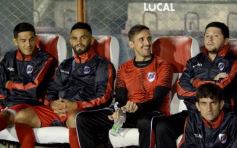 Foto de la galería: Guaraní, líder de la Zona 7 del Regional Amateur