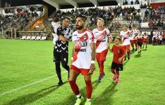 Foto de la galería: Guaraní, líder de la Zona 7 del Regional Amateur