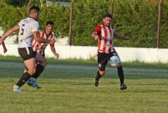 Foto de la galería: El Decano derrotó a Sporting y se mantiene en la pelea