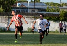 Foto de la galería: El Decano derrotó a Sporting y se mantiene en la pelea