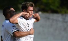 Foto de la galería: El Decano derrotó a Sporting y se mantiene en la pelea