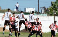 Foto de la galería: El Decano derrotó a Sporting y se mantiene en la pelea