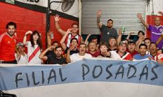 Foto de la galería: Acompañamos la pasión de los hinchas millonarios en la filial de River en Posadas