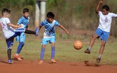 Foto de la galería: La Isla de Santa Helena vibró con torneo de fútbol infantil