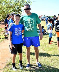 Foto de la galería: La Isla de Santa Helena vibró con torneo de fútbol infantil