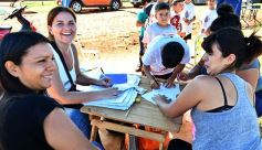 Foto de la galería: La Isla de Santa Helena vibró con torneo de fútbol infantil