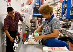 Foto de la galería: Comprar en California en tiempos de coronavirus: compromiso de vendedores y compradores