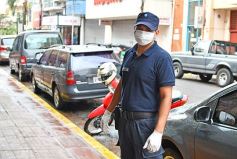 Foto de la galería: La city posadeña en medio de la pandemia: acompañamos a los que tienen que salir de todos modos
