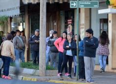 Foto de la galería: La city posadeña en medio de la pandemia: acompañamos a los que tienen que salir de todos modos