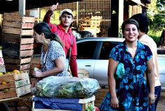 Foto de la galería: Menos compradores y más tensión en el Mercado Central