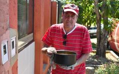Foto de la galería: Amigos solidarios en el barrio Cocomarola Oeste