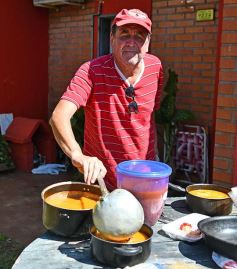 Foto de la galería: Amigos solidarios en el barrio Cocomarola Oeste
