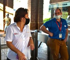 Foto de la galería: Servicios Urbanos, cuidando a los pasajeros en la terminal UNaM