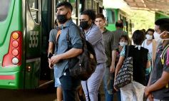 Foto de la galería: Servicios Urbanos, cuidando a los pasajeros en la terminal UNaM