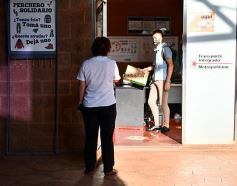 Foto de la galería: Servicios Urbanos, cuidando a los pasajeros en la terminal UNaM