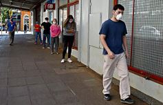 Foto de la galería: Los carritos solidarios fueron un éxito en los supermercados posadeños