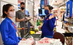 Foto de la galería: Los carritos solidarios fueron un éxito en los supermercados posadeños