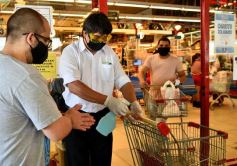 Foto de la galería: Los carritos solidarios fueron un éxito en los supermercados posadeños