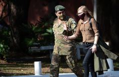 Foto de la galería: Rossi supervisó el despliegue de las Fuerzas Armadas en la lucha contra el coronavirus