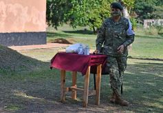 Foto de la galería: Rossi supervisó el despliegue de las Fuerzas Armadas en la lucha contra el coronavirus