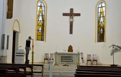 Foto de la galería: Cuarentena en Misiones: volvieron las misas y otras ceremonias de culto bajo estricto protocolo
