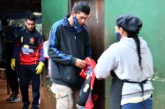 Foto de la galería: Los Gorilas, el equipo solidario que asiste con almuerzo y merienda a casi 70 familias de Posadas