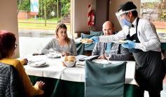 Foto de la galería: Bares y restaurantes de Posadas, nuevamente con puertas abiertas