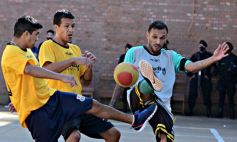 Foto de la galería: Fútbol, pasión y goles en el Torneo Integración de la Cárcel de Loreto