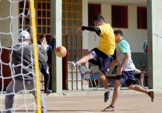 Foto de la galería: Fútbol, pasión y goles en el Torneo Integración de la Cárcel de Loreto