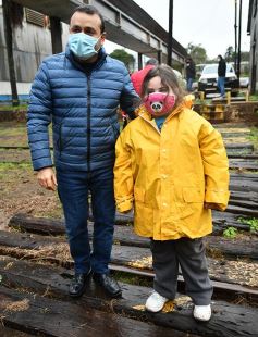 Foto de la galería: Con la llegada de la primera formación se reactivó el servicio de trenes de carga en Misiones