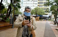 Foto de la galería: Recorrida por Posadas: nos cruzamos con muchos amigos, muchos de ellos en plena acción solidaria