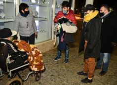 Foto de la galería: Recorrida por Posadas: nos cruzamos con muchos amigos, muchos de ellos en plena acción solidaria