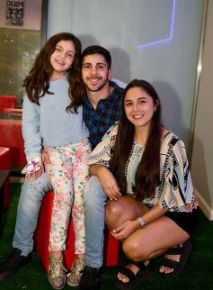 Foto de la galería: Noche de sábado en Oleg