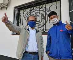 Foto de la galería: Los amigos de Posadas, relajados en agosto