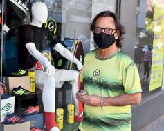 Foto de la galería: Los amigos de Posadas, relajados en agosto