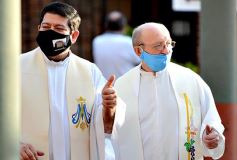 Foto de la galería: La pandemia no impidió el emocionado homenaje a San Cayetano en su día