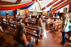 Foto de la galería: La pandemia no impidió el emocionado homenaje a San Cayetano en su día