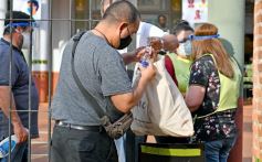 Foto de la galería: La pandemia no impidió el emocionado homenaje a San Cayetano en su día