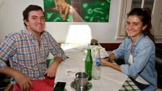 Foto de la galería: Mediodía de familias en el restaurante La Querencia, un clásico