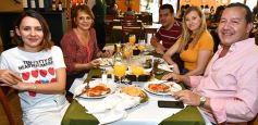 Foto de la galería: Mediodía de familias en el restaurante La Querencia, un clásico