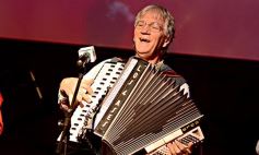 Foto de la galería: Tercer festival solidario y online del ciclo Espacios Culturales, en Itaembé Miní