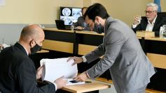 Foto de la galería: Colectivero condenado por la muerte de dos gendarmes