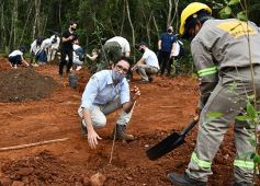 Foto de la galería: Carlos E. Enriquez S.A celebró el Día del Árbol plantando ejemplares en la Reserva Campo San Juan