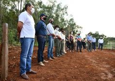 Foto de la galería: Carlos E. Enriquez S.A celebró el Día del Árbol plantando ejemplares en la Reserva Campo San Juan
