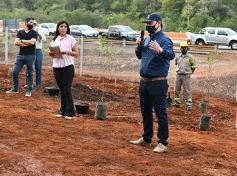 Foto de la galería: Carlos E. Enriquez S.A celebró el Día del Árbol plantando ejemplares en la Reserva Campo San Juan