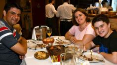 Foto de la galería: Noche de sábado en el coqueto restaurante El Rancho