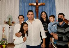 Foto de la galería: Mañana de Bautismo en la parroquia Nuestra Señora de Luján