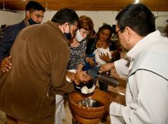 Foto de la galería: Mañana de Bautismo en la parroquia Nuestra Señora de Luján