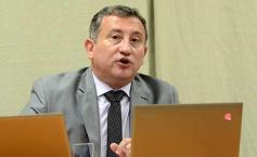 Foto de la galería: Los ministros Pérez y Kreimer pasaron por la Comisión de Presupuesto de la Cámara